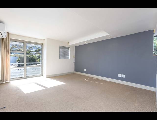 3 BEDROOM APARTMENT TO LET IN CAMPS BAY